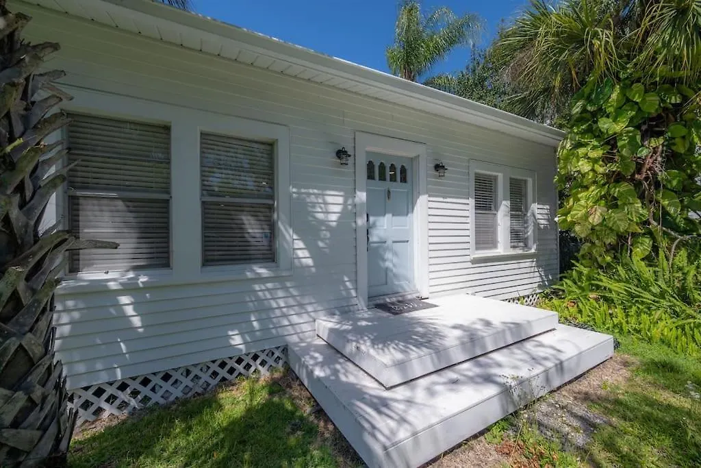 The Pearl Cottage 2B/1R With King And Fast Wifi Tampa Lejlighed