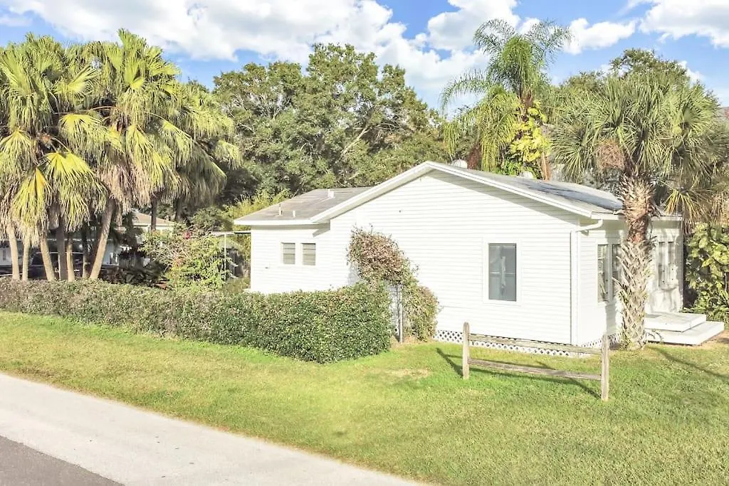 The Pearl Cottage 2B/1R With King And Fast Wifi Tampa 0*,  USA